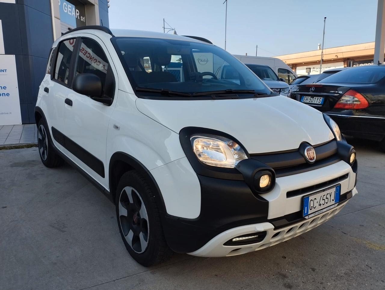 Fiat Panda 1.0 FireFly S&S Hybrid City Cross