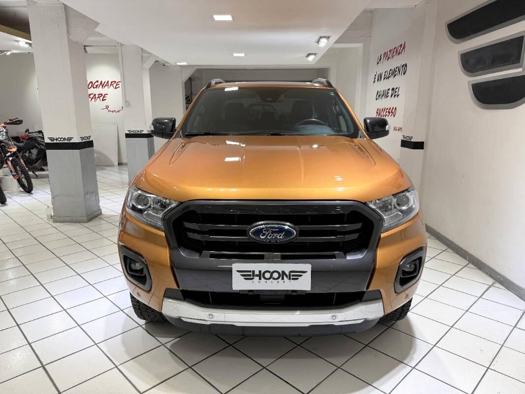 Ford Ranger 3.2 tdci double cab Wildtrak 200cv auto Autocarro 5 posti