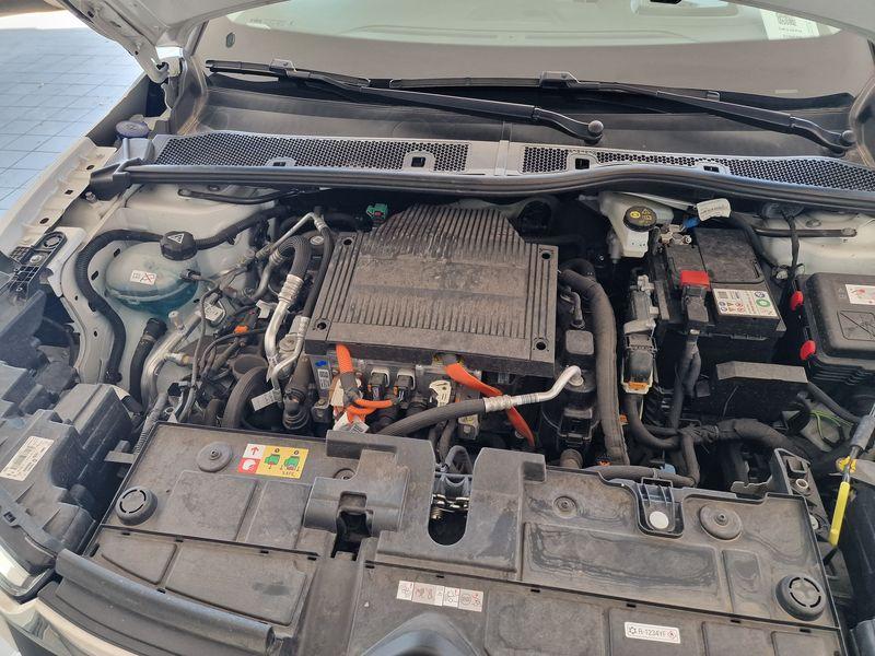CITROEN E-C4 - E-C4 100kW Shine
