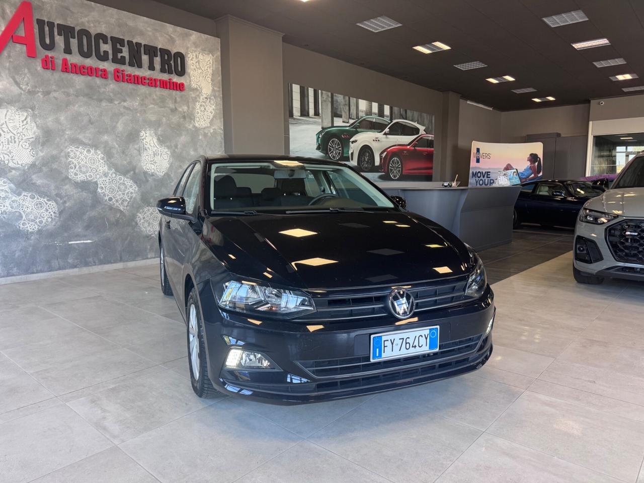 VOLKSWAGEN POLO 1.0 BENZINA COMFORTLINE 5 PORTE