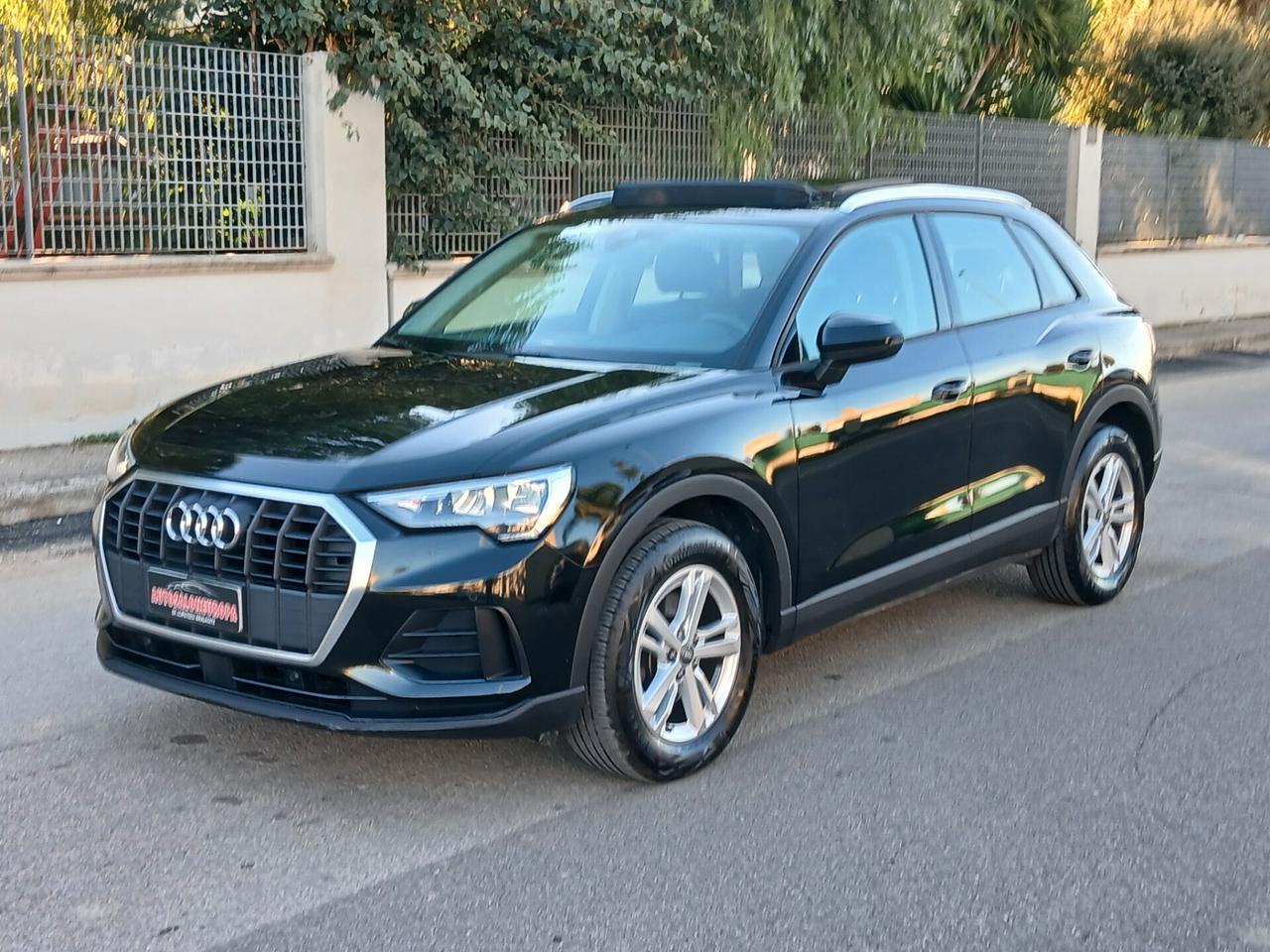 Audi Q3 35 TDI S tronic Business Advanced