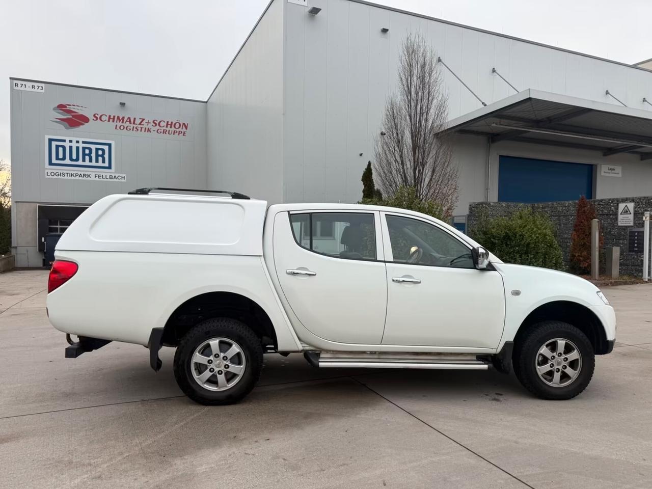 Mitsubishi L200 DC Invite 4WD aria condizionata