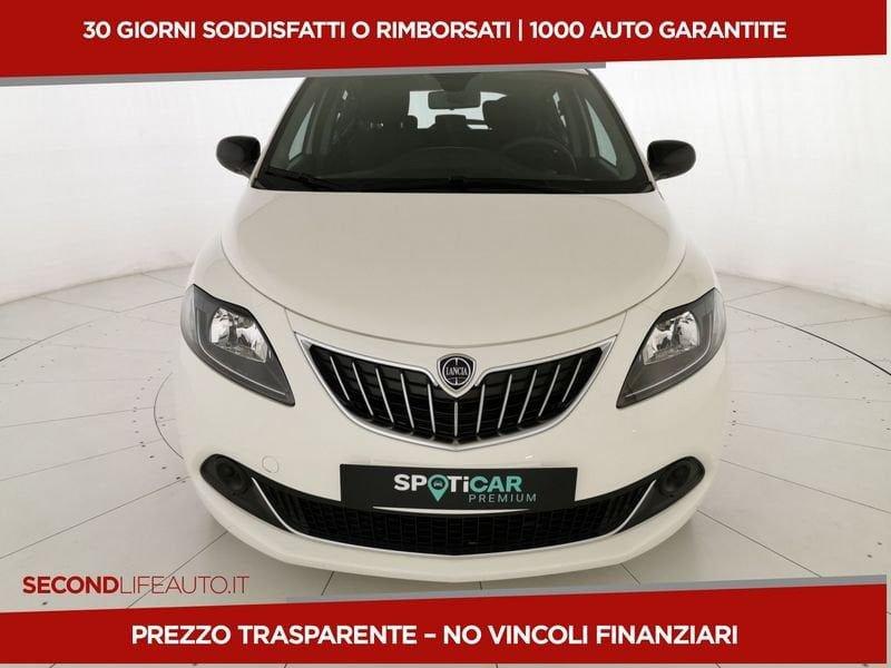 Lancia Ypsilon 1.0 firefly hybrid Platino s&s 70cv