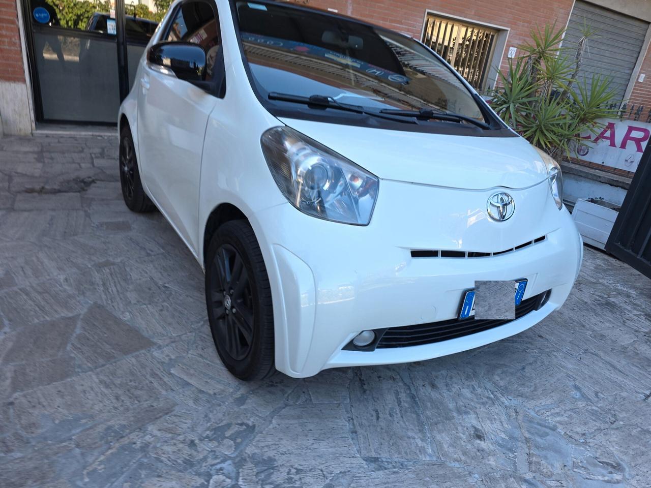 Toyota iQ 1.3 CVT Style