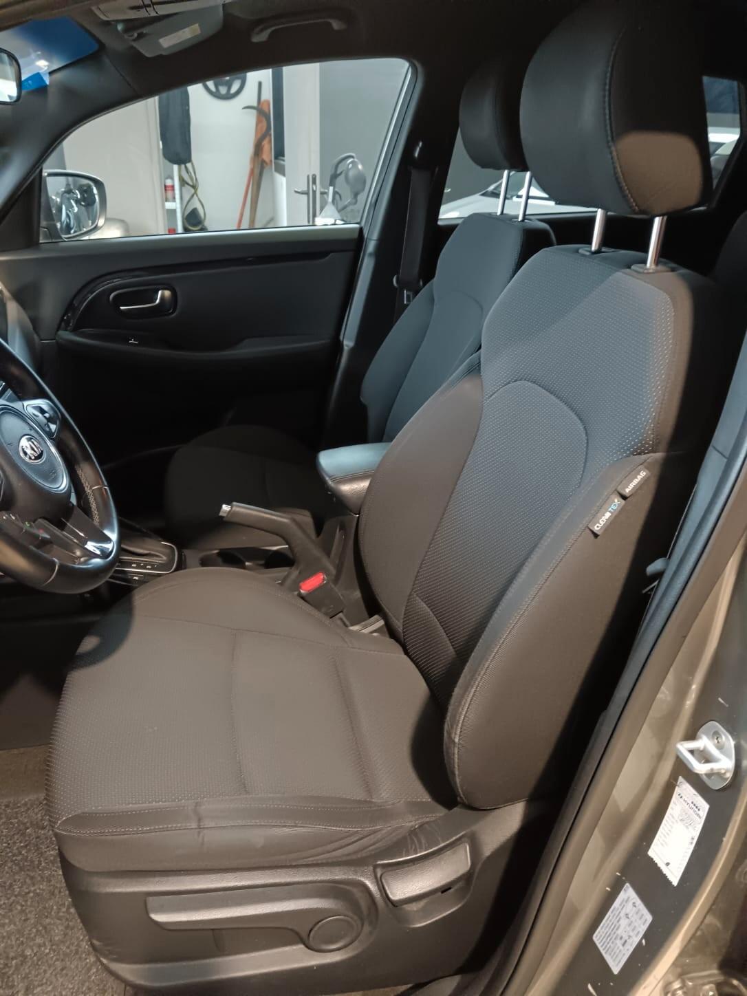 Peugeot 208 allure neopatentati