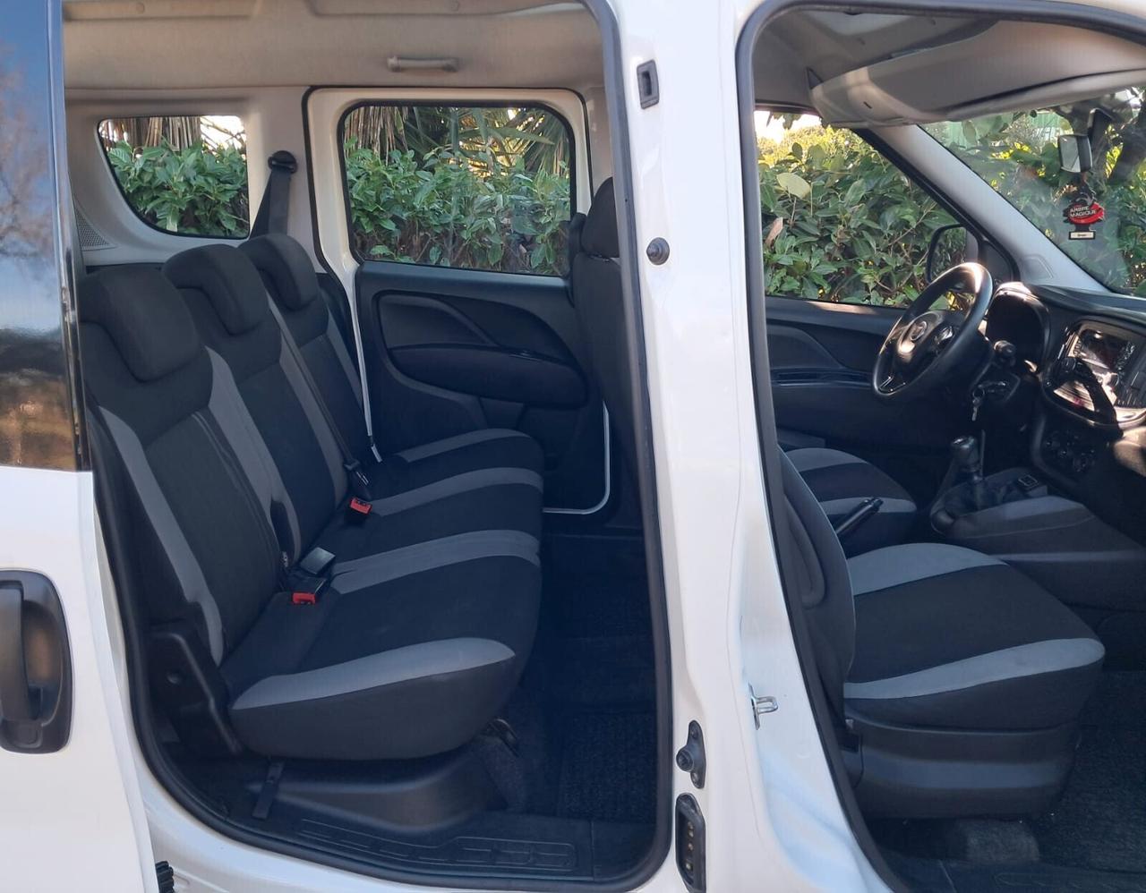 Fiat Doblo EURO 6 TETTO ALTO TRASPORTO DISABILI