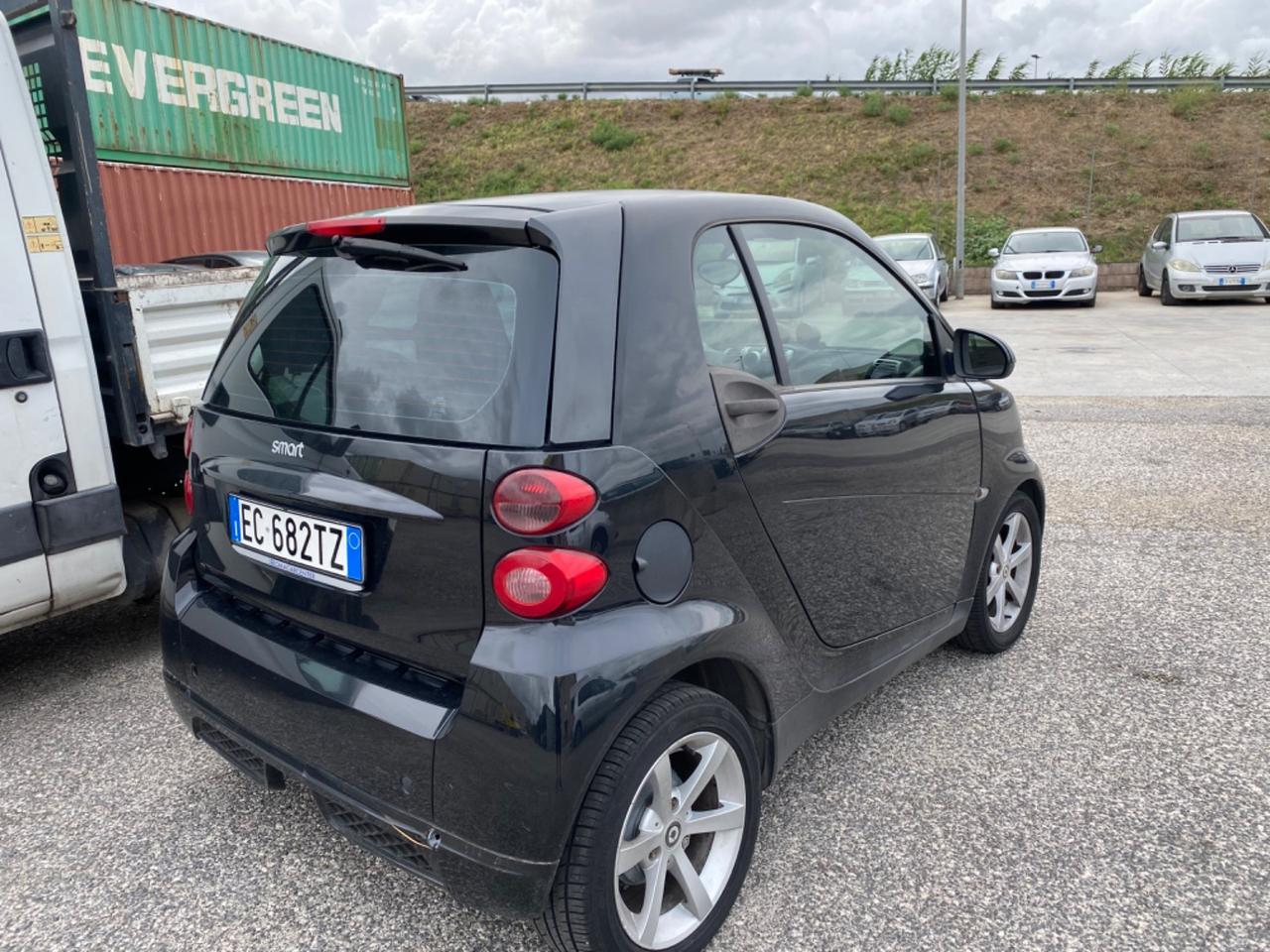 Smart ForTwo 1000 62 kW coupé passion