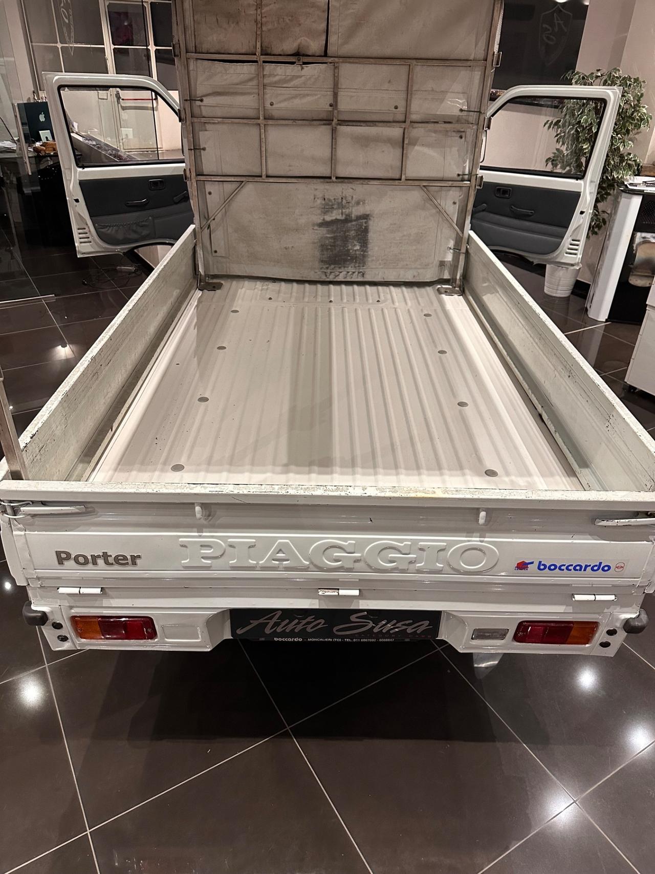 Piaggio Porter 1.3i 65CV 4x2 Maxxi Pianale