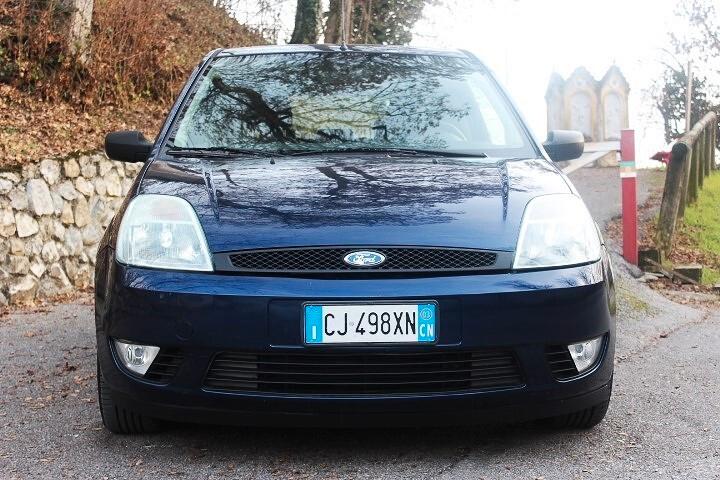 Ford Fiesta 1.2ie Zetec estetica da vetrina tagliandi documentati in Ford