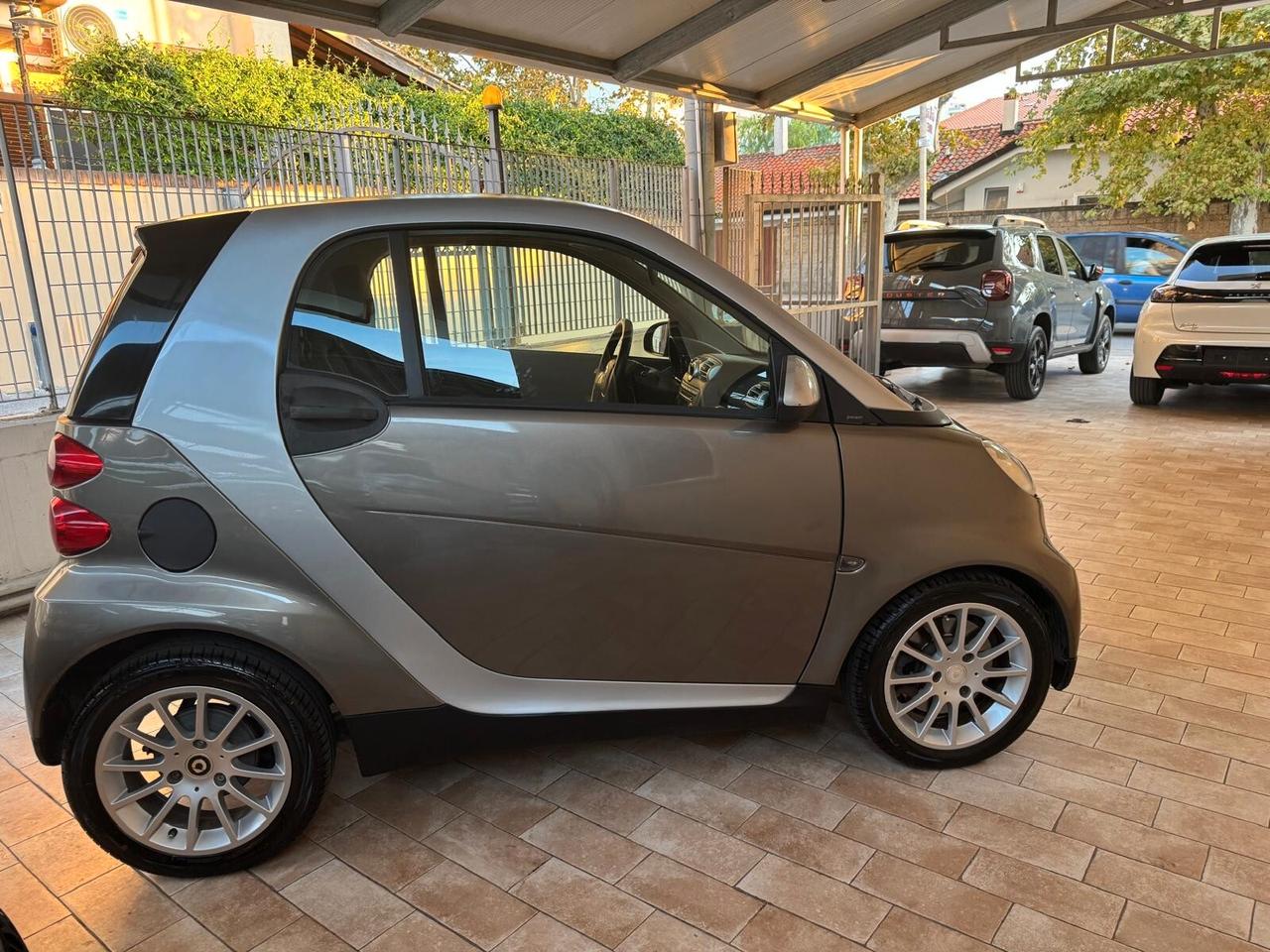 Smart ForTwo 1000 52 kW coupé passion