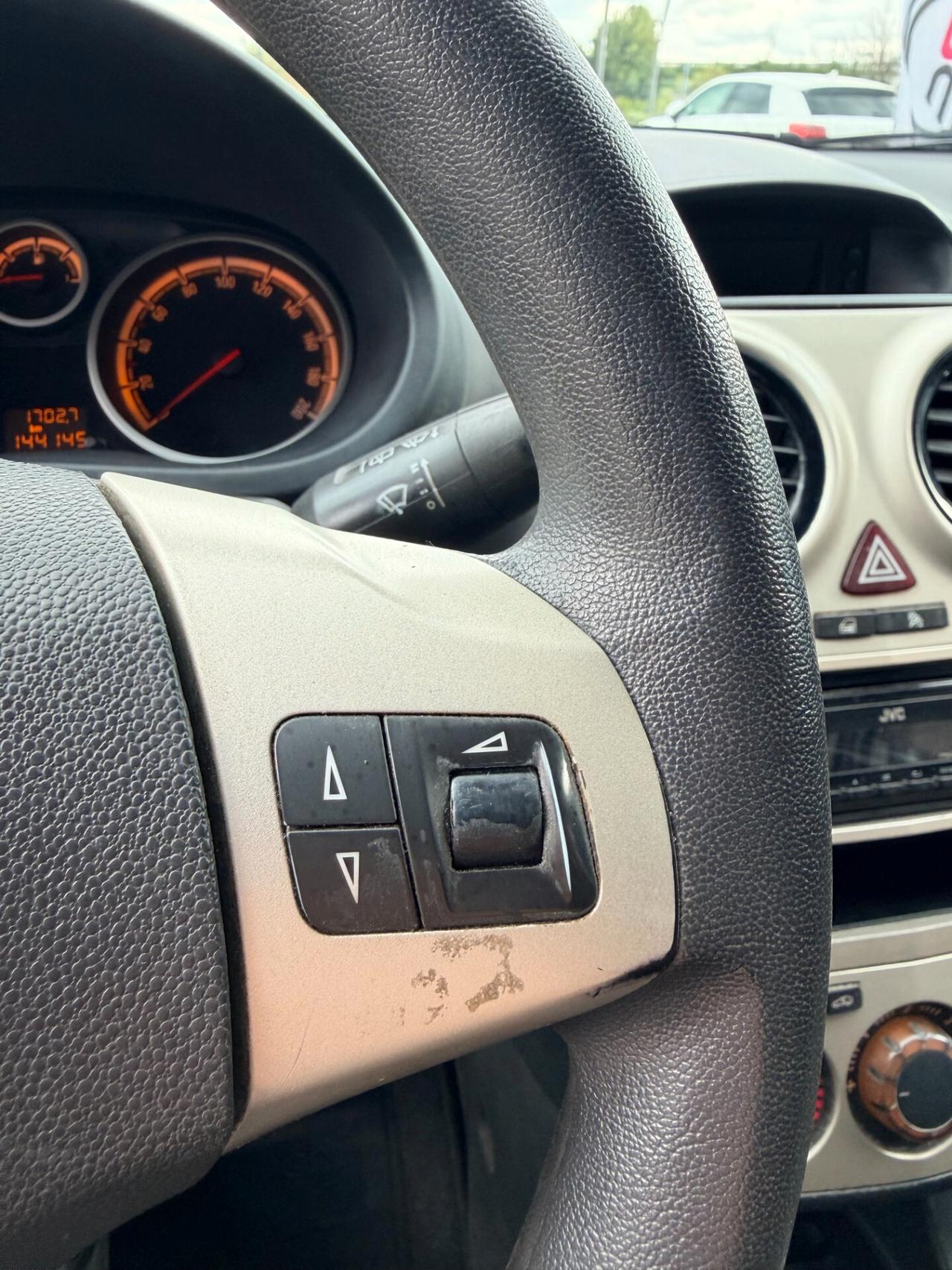 Opel Corsa 1.2 3 porte Club