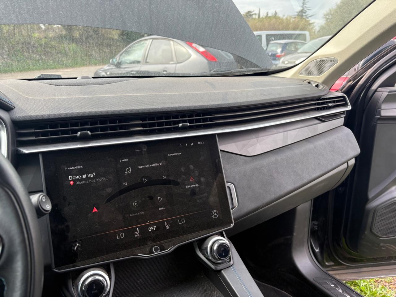 Lynk&co 01 HEV GUASTA