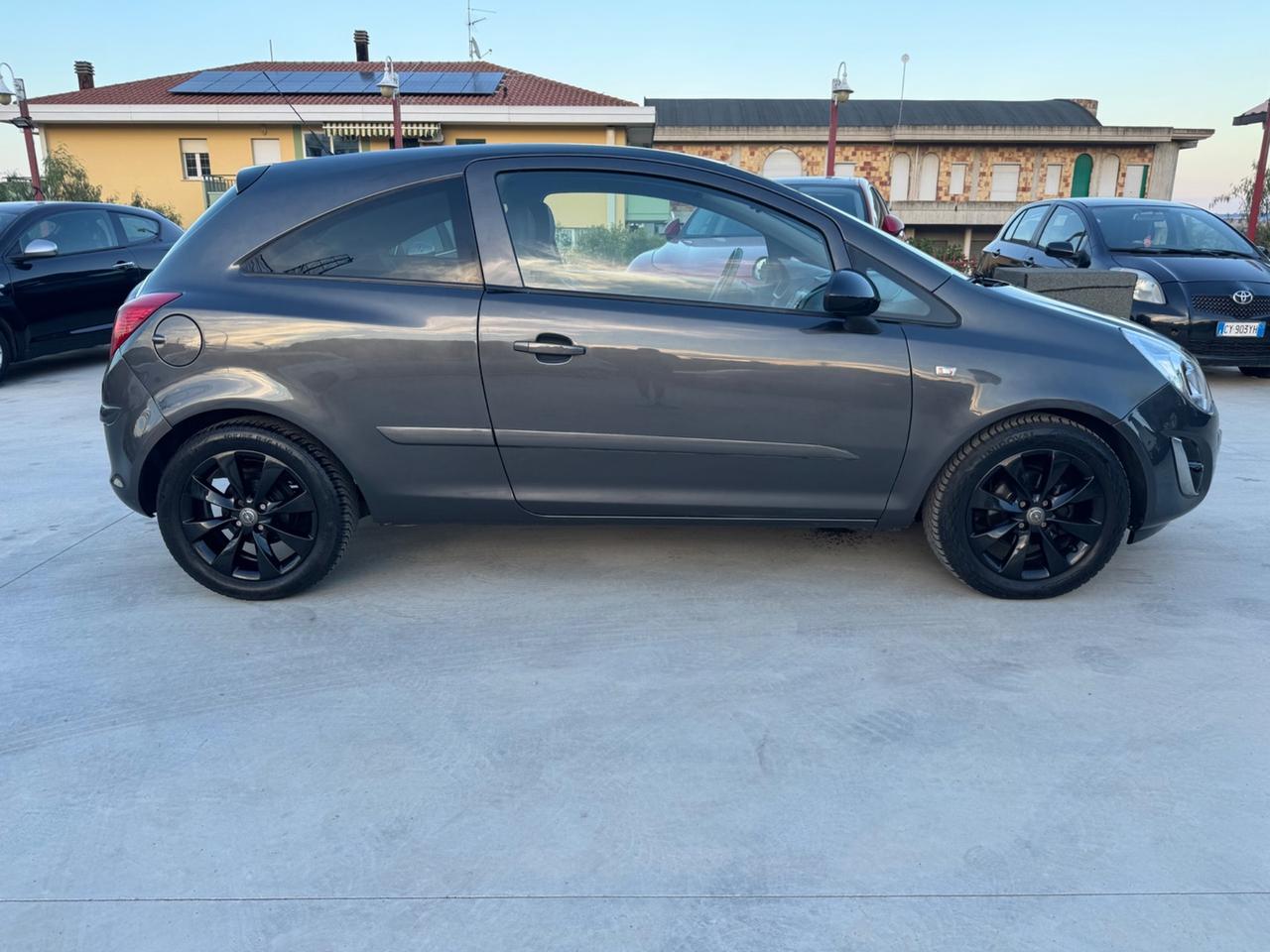 Opel Corsa 1.2 3 porte Elective