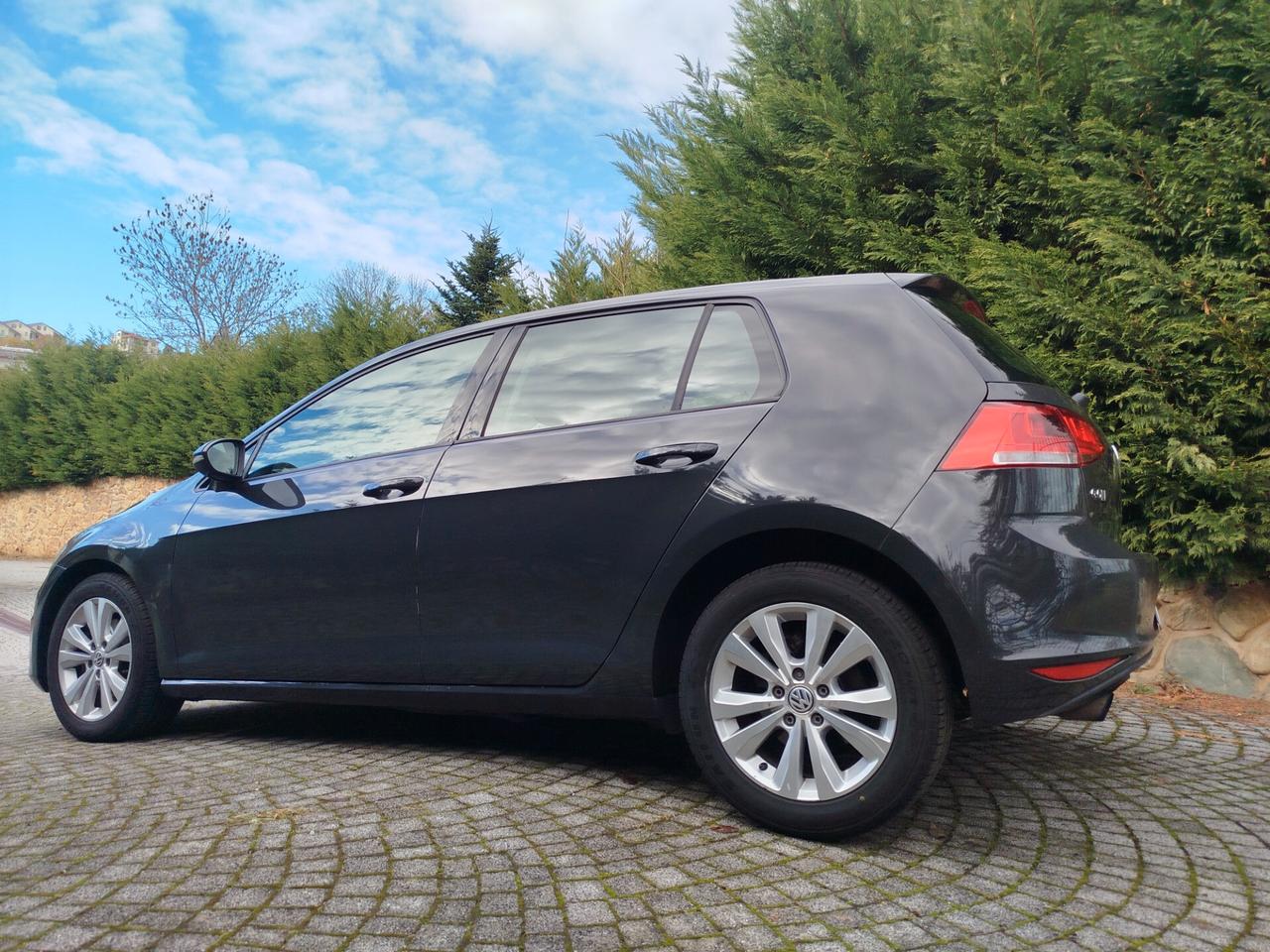 Volkswagen Golf 7 1.2 TSI 105 CV 5p. Trendline BlueMotion Technology
