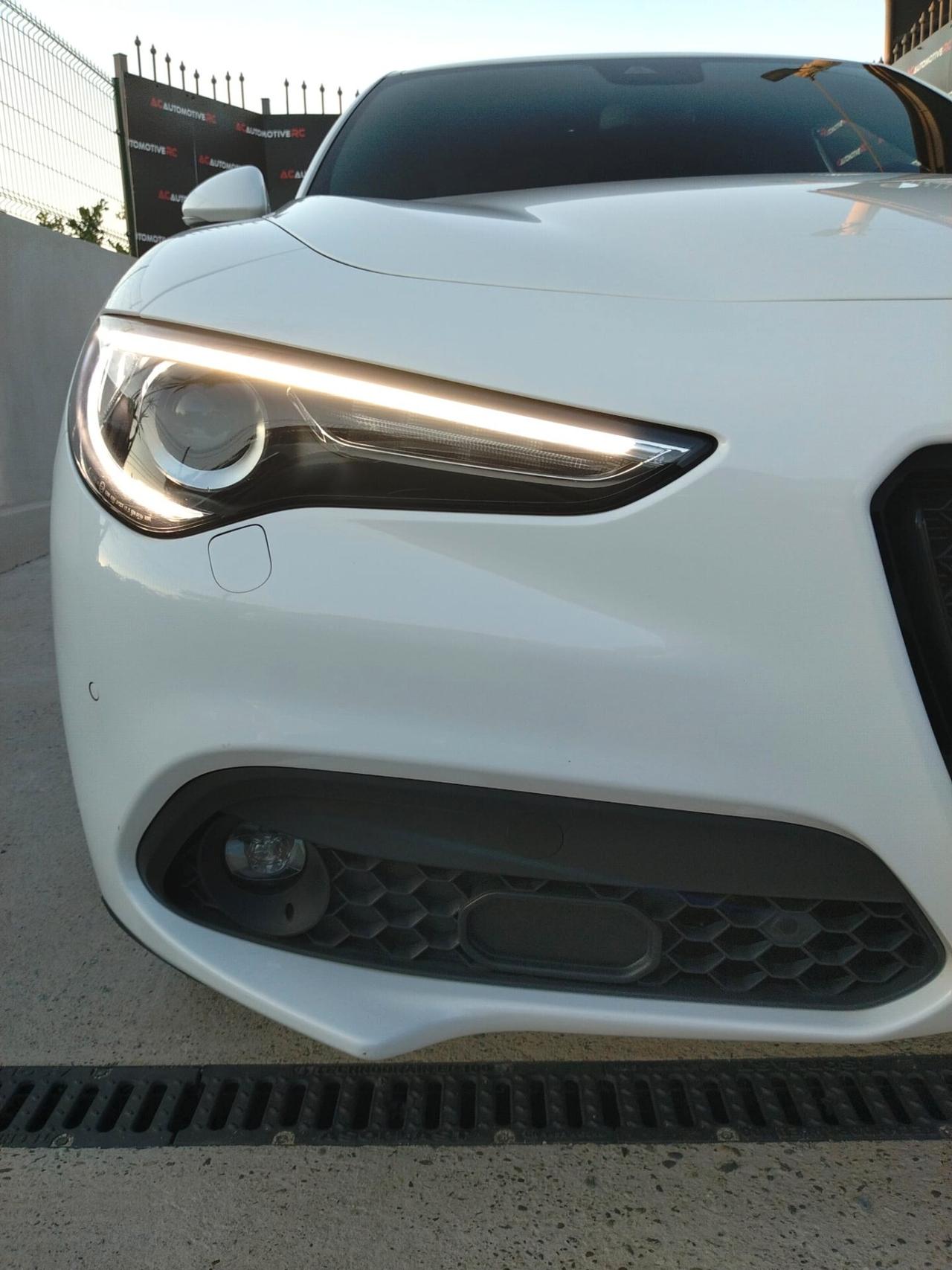 Alfa Romeo Stelvio 2.2 Turbodiesel 190 CV AT8 Q4