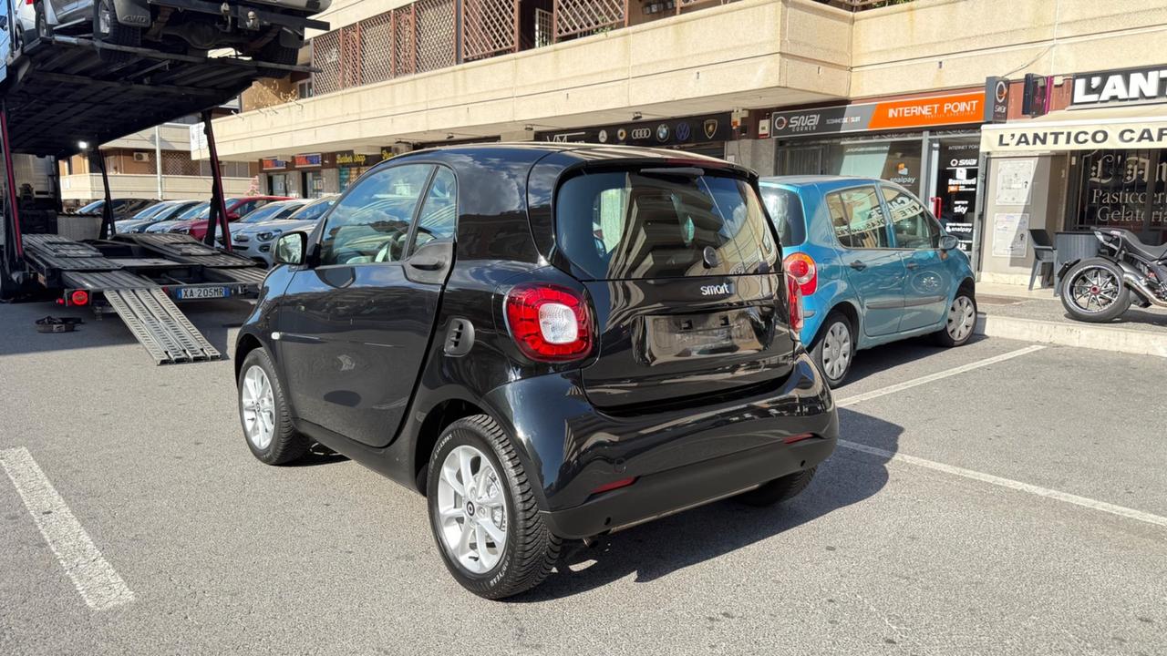 Smart ForTwo 90 0.9 Turbo twinamic PassionLED NAVI PANORAMA CERCHI PDC