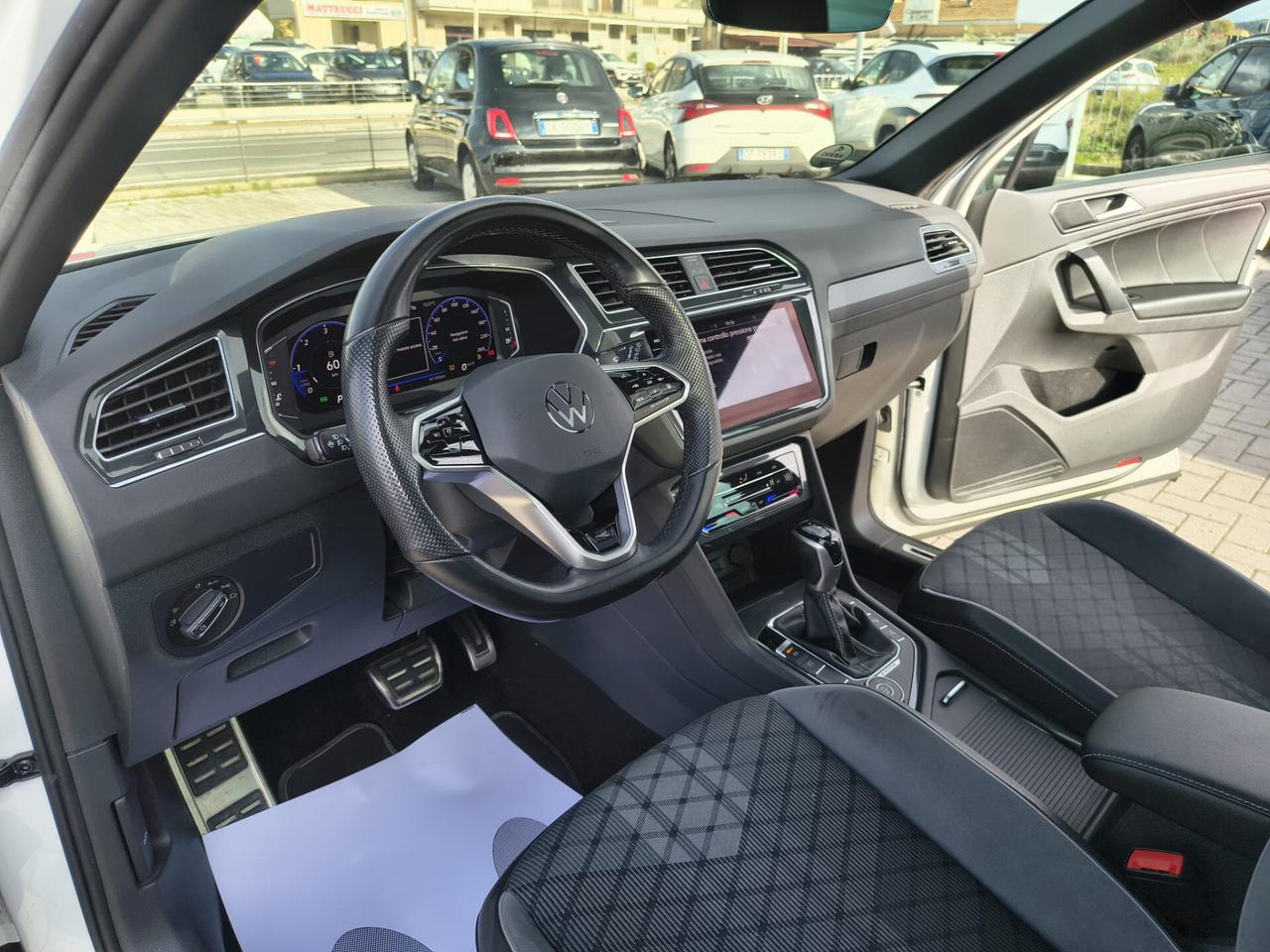 Volkswagen Tiguan 2.0 TDI 200 CV DSG 4MOTION R-Line