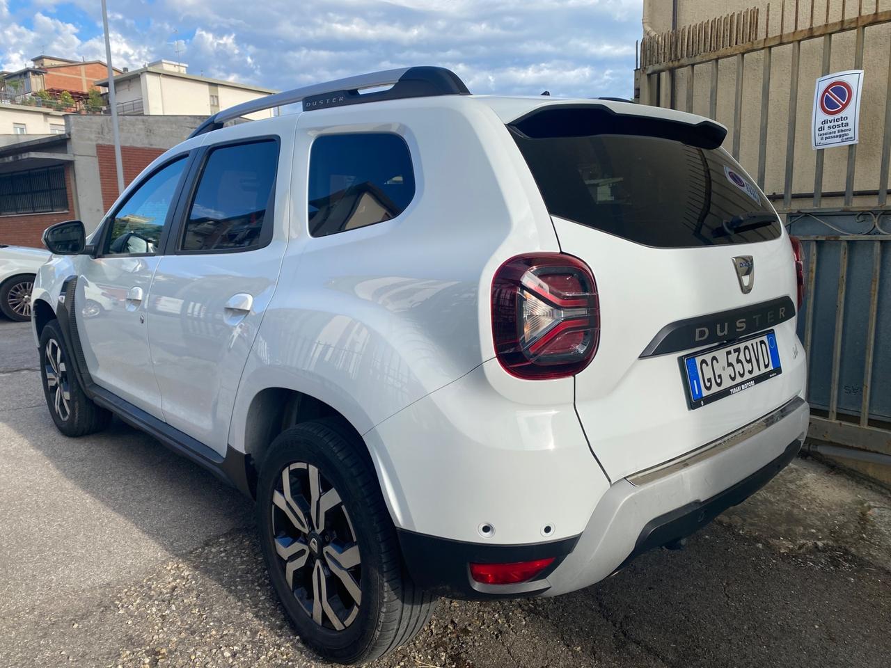 Dacia Duster 1.0 TCe 100 CV ECO-G Prestige DaciaPlus. Gancio traino !