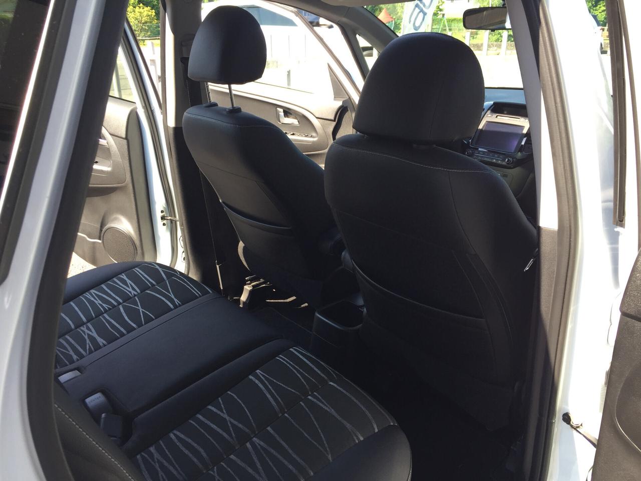 Kia Venga 1.4 CRDi 90CV Cool x NEOPATENTATI