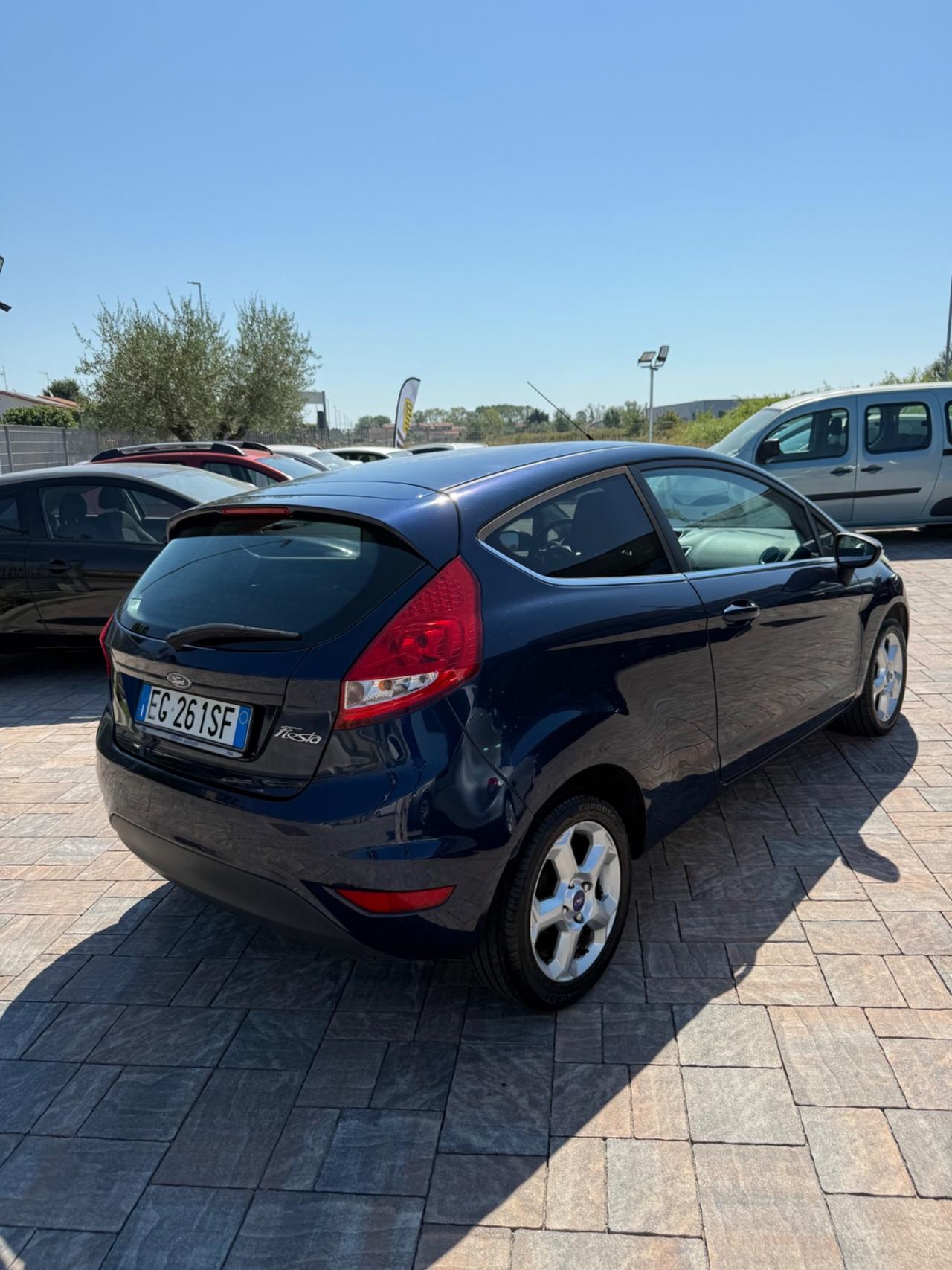 Ford Fiesta 1.2 Benzina