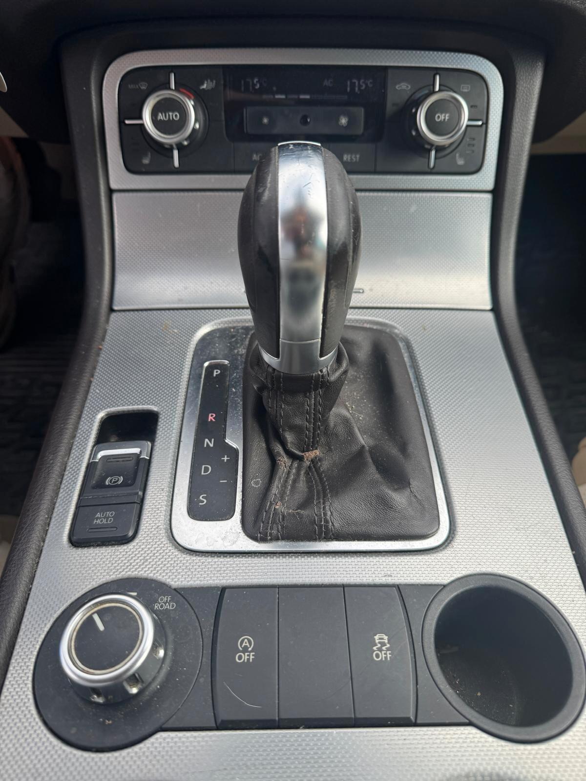 Volkswagen Touareg 3.0 TDI 245 CV tiptronic BlueMotion Techn. Executive
