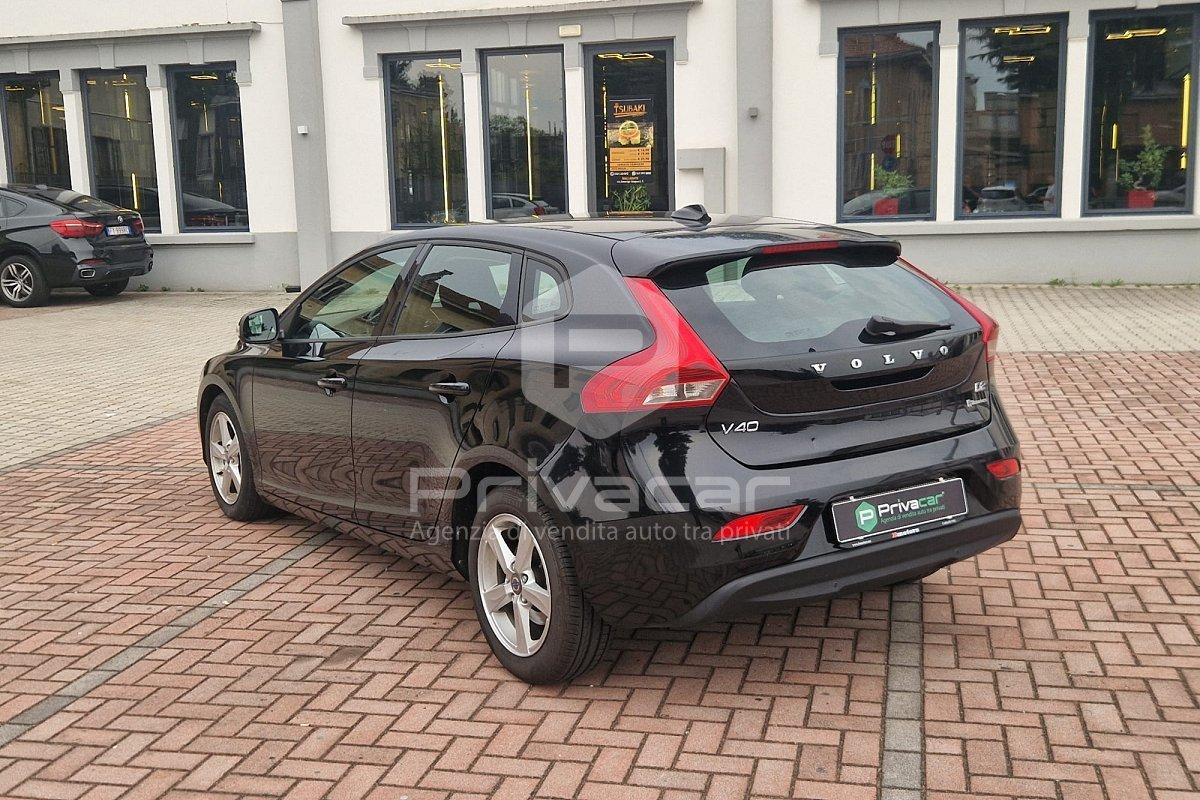 VOLVO V40 D2 1.6 Kinetic