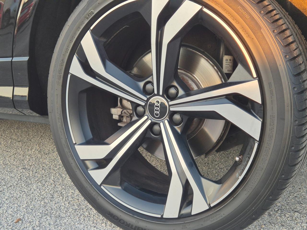 Audi Q3 40 TFSI quattro S tronic line edition