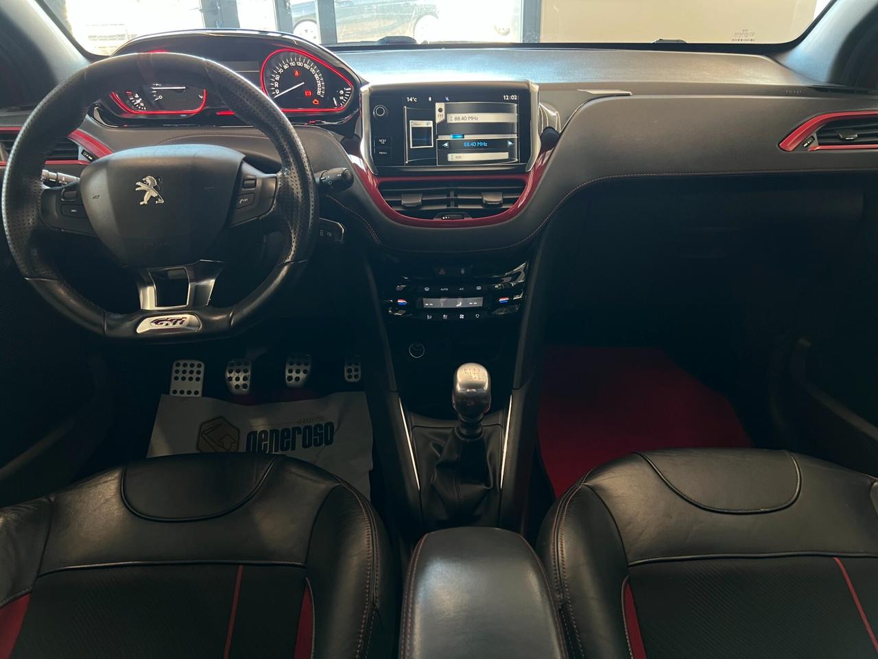 Peugeot 208 1.6 THP 200 CV 3 porte GTi