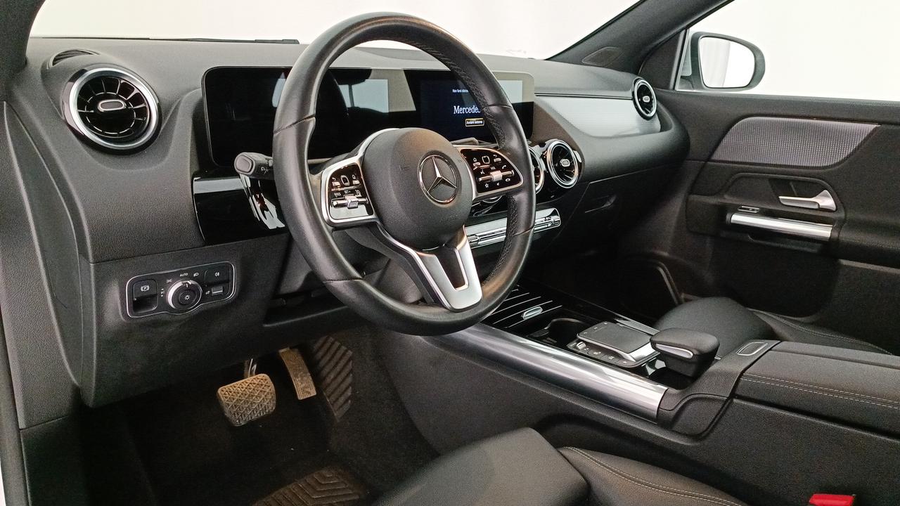 Mercedes-Benz GLA-H247 2020 - GLA 180 d Business auto
