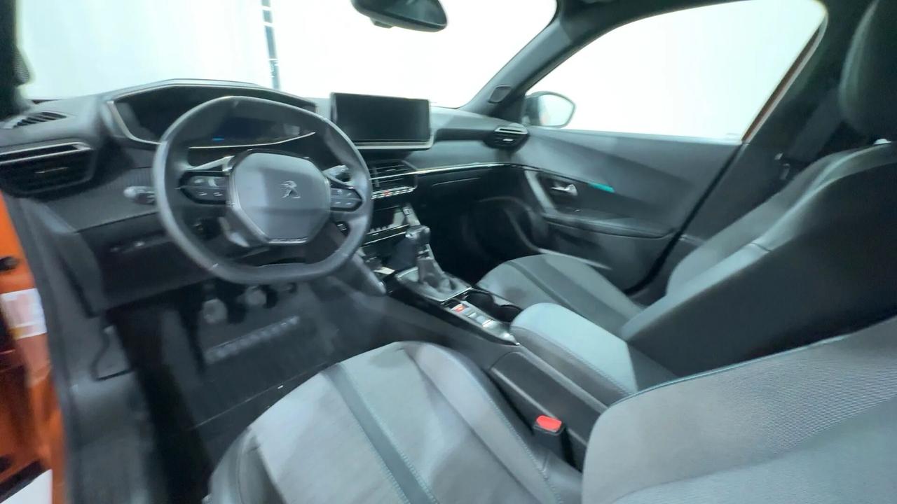 Peugeot 2008 PureTech 100 S&S Active NESSUN VINCOLO FINANZIARIO