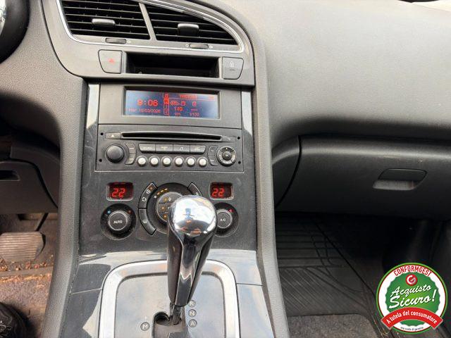PEUGEOT 5008 1.6 e-HDi 115CV Stop&Start cambio robotizzato Allu