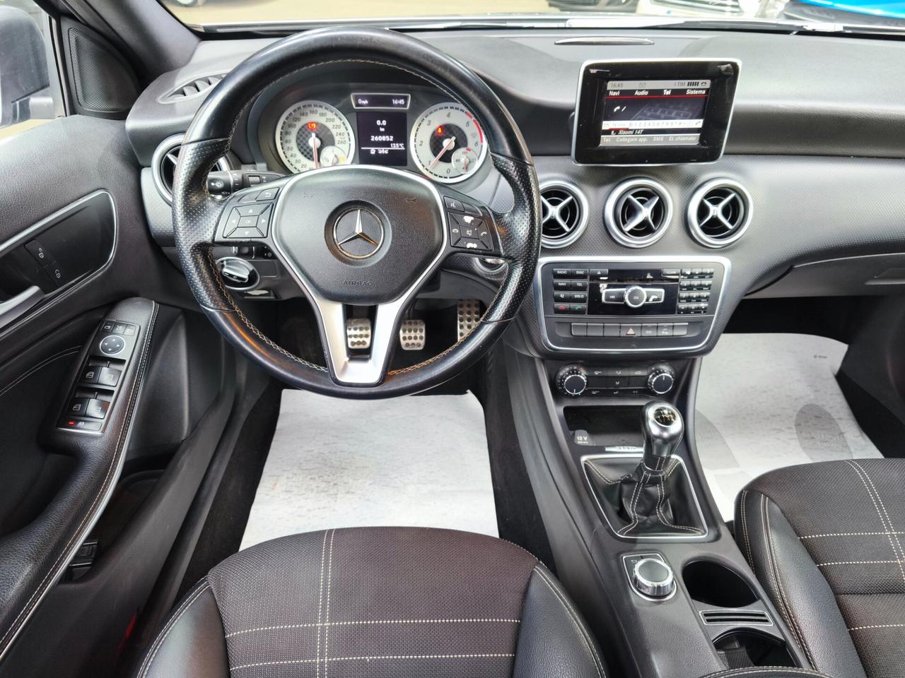 Mercedes-benz A 180 CDI BlueEFFICIENCY Sport AMG