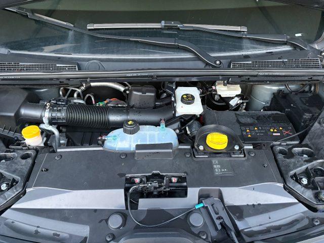 RENAULT Trafic BluedCi 9 POSTI 170CV EDC PC-TN SPACE Class IVA ES