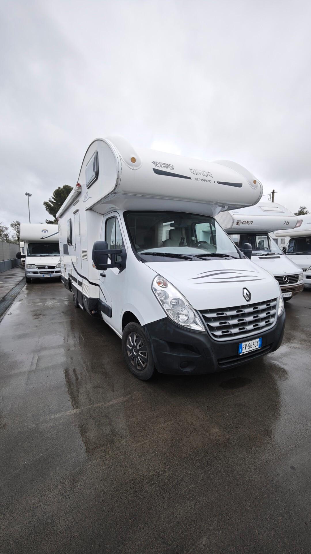 Rimor 6 posti viaggio e letto con garage Katamarano mansardato full optional