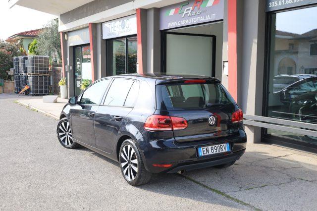 VOLKSWAGEN Golf VI 1.6 TDI 5Porte Highline 17" Cruise SensoriPark