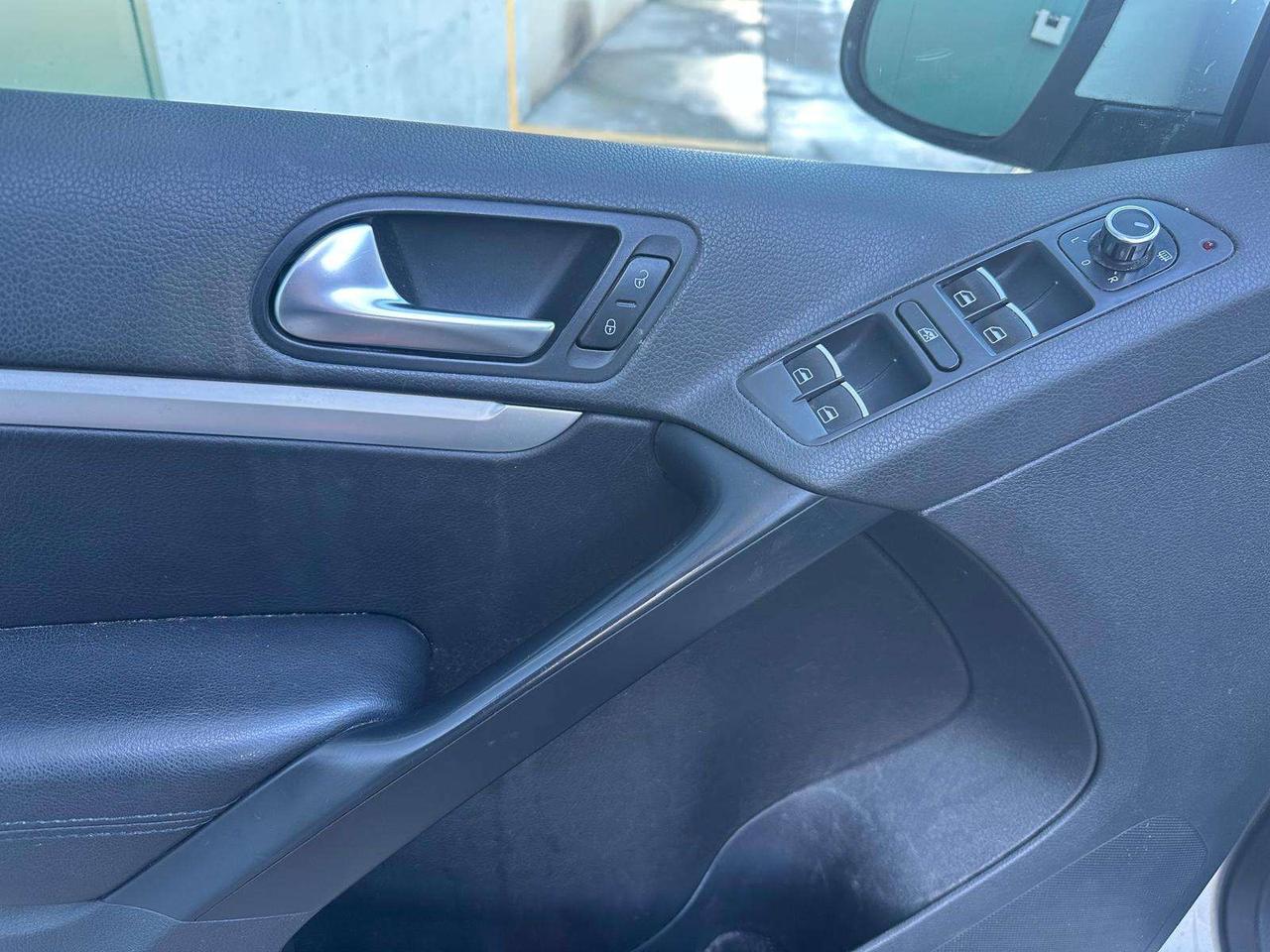 Volkswagen Tiguan Tiguan 2.0 tdi Sport 4 motion interno pelle