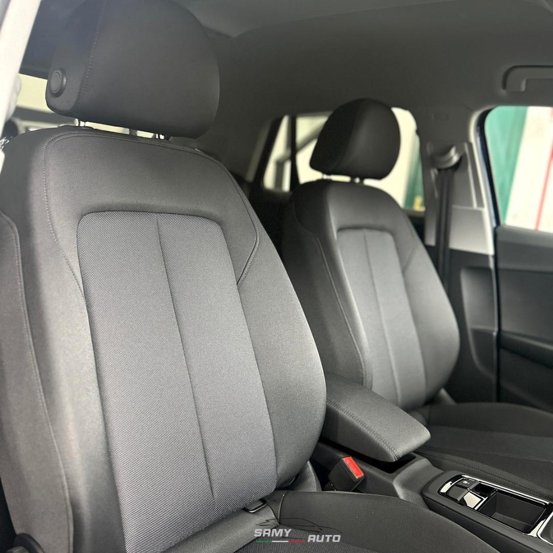 Audi Q2 30 TDI Identity Black