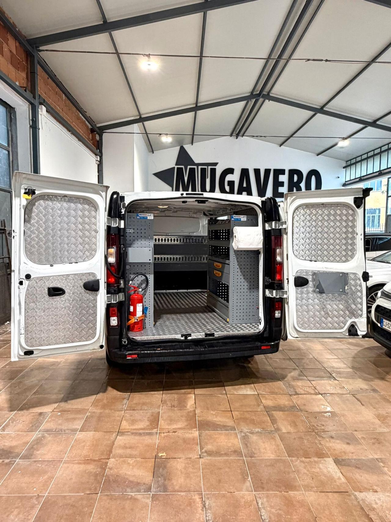 RENAULT TRAFIC 1.6dci 120cv ATTREZZATO