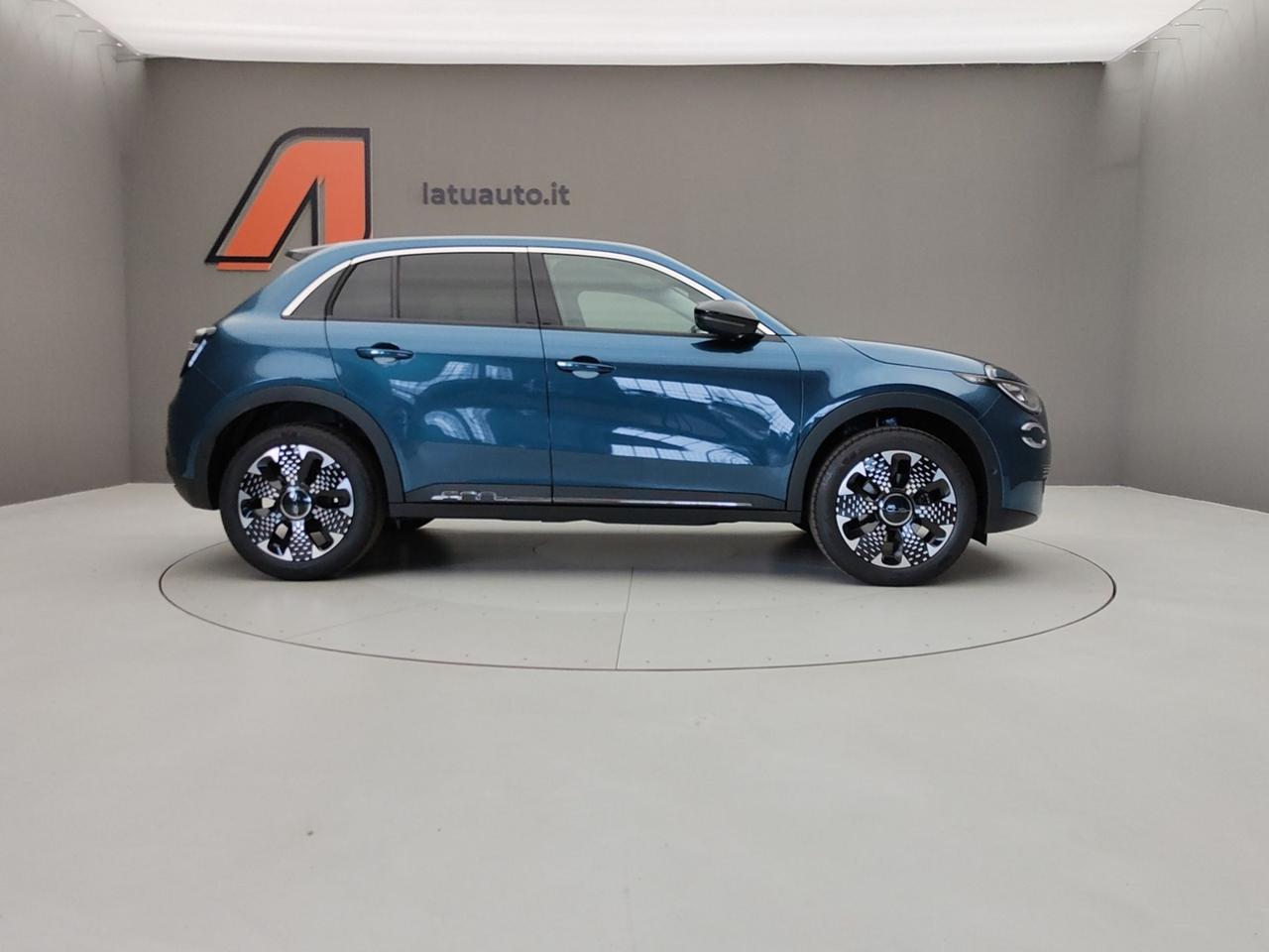 FIAT 600 IV 2023 1.2 MHEV 110CV DCT LA PRIMA