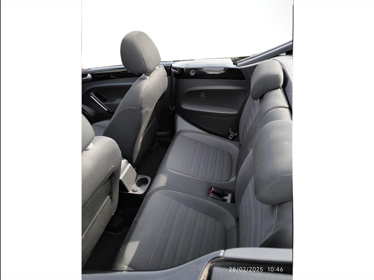 VOLKSWAGEN Maggiolino Cabrio 2.0 tdi Sport 150cv