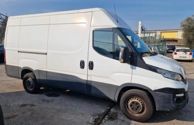 Iveco 2.2 autocarro per trasporto di cose anno 2018 kw100