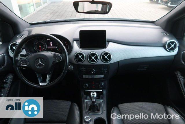MERCEDES-BENZ B 180 B 180 d Sport Tech