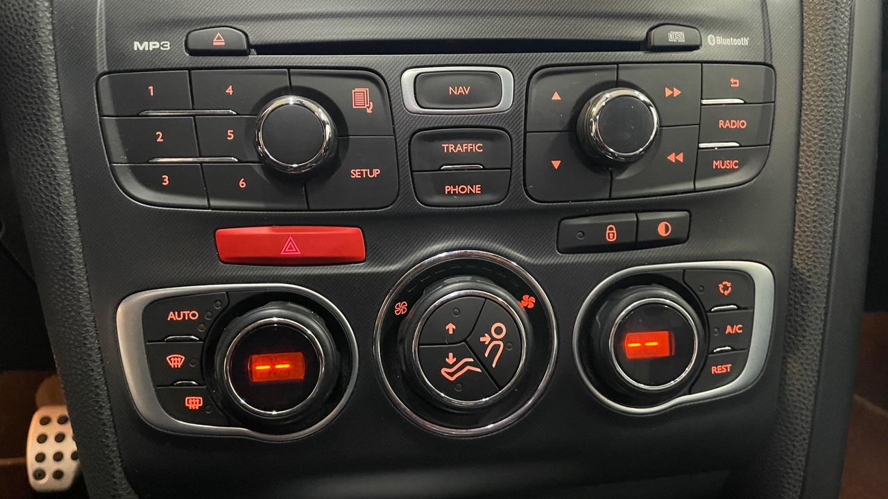 Ds DS4 4 BlueHDi 120 S&S So Chic