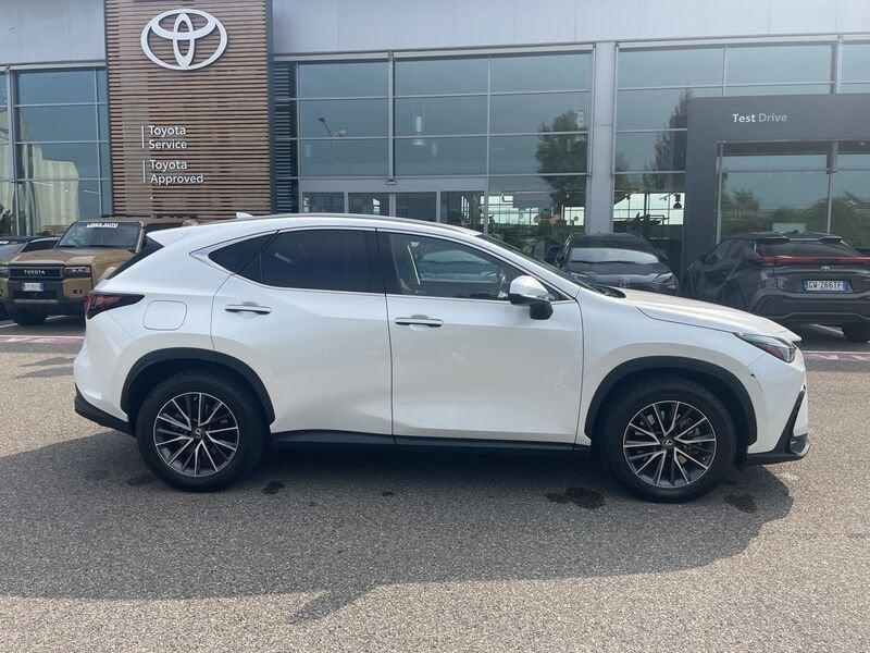 Lexus NX NX 450 Plug-in 4WD Premium