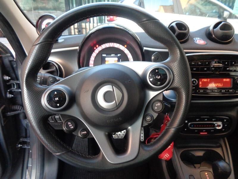 Smart ForFour 70 1.0 twinamic Superpassion