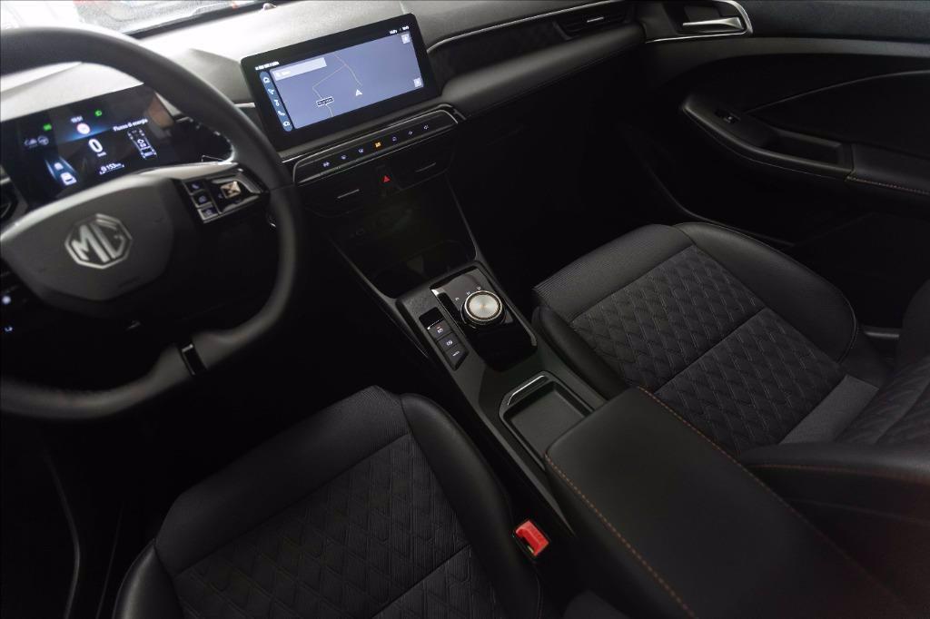 MG MG3 1.5 hybrid+ Luxury auto del 2025