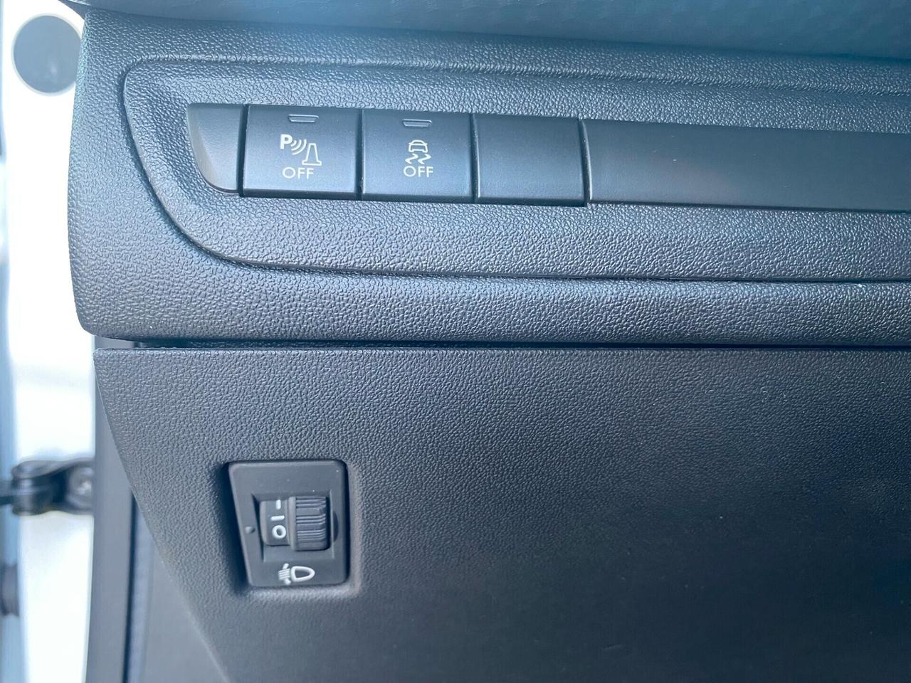 Peugeot 208 PureTech 82cv Allure - PERFETTA !!!