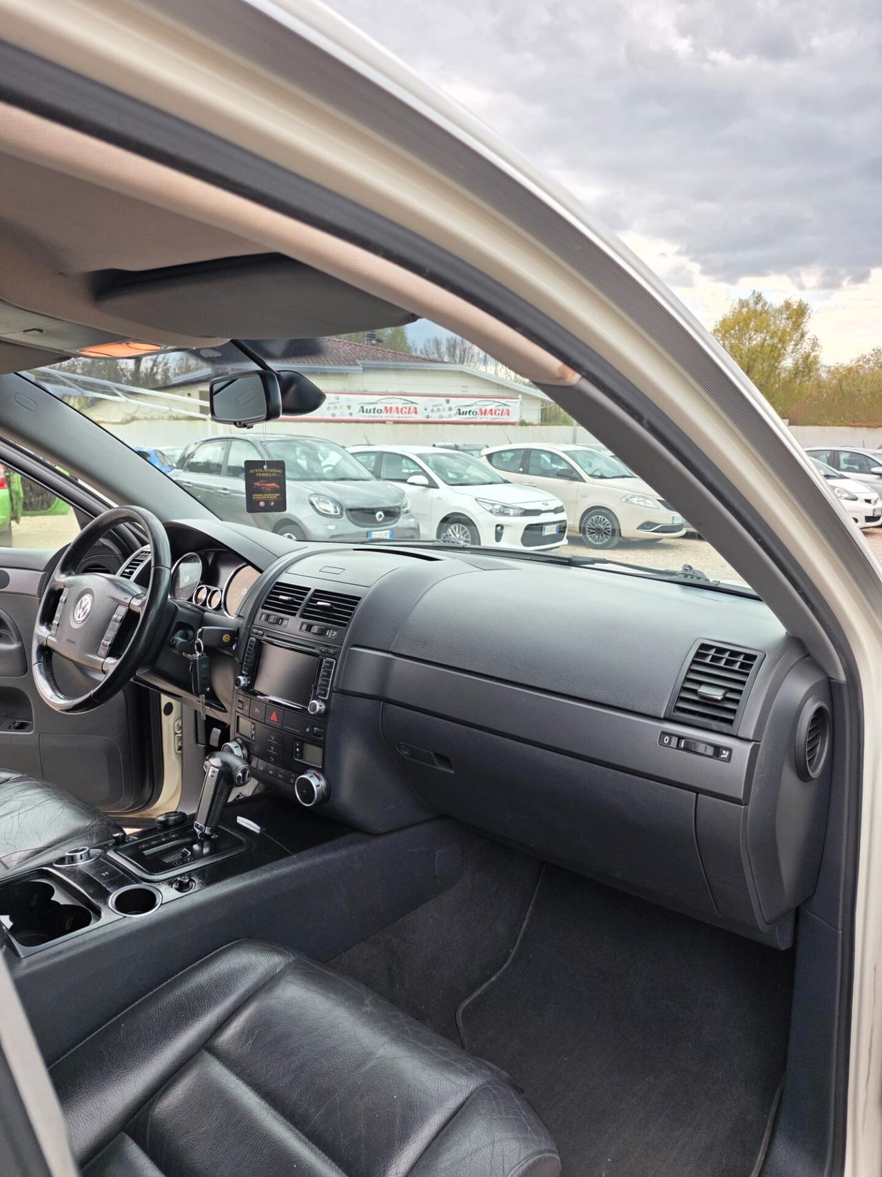 Volkswagen Touareg 3.0/240CV V6 TDI DPF tip.