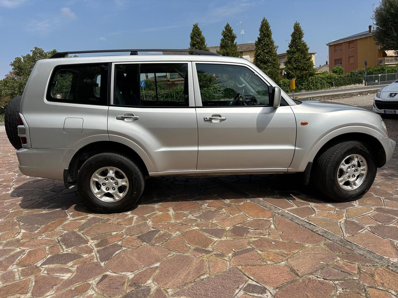 Mitsubishi Pajero 3.2 16V DI-D 5p. GLS2 C. AUTOMATICO
