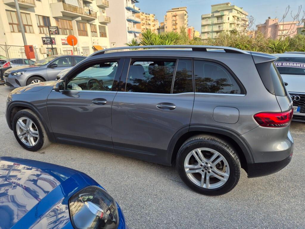 Mercedes GLB 180 d Automatic Sport con Garanzia